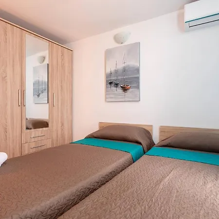 Guest house Belvedere Airport *